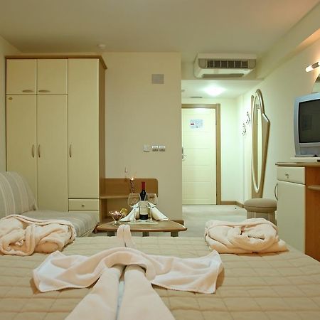 Hotel Flamengo Охрид Экстерьер фото