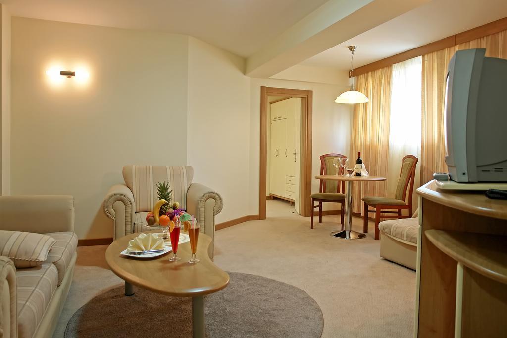 Hotel Flamengo Охрид Экстерьер фото