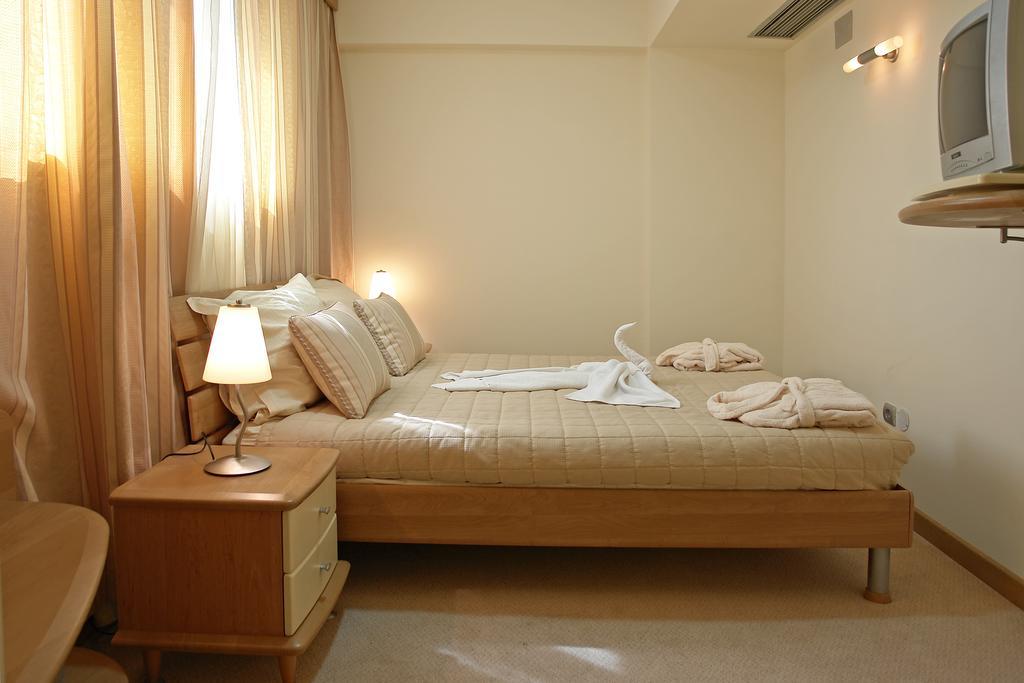 Hotel Flamengo Охрид Экстерьер фото