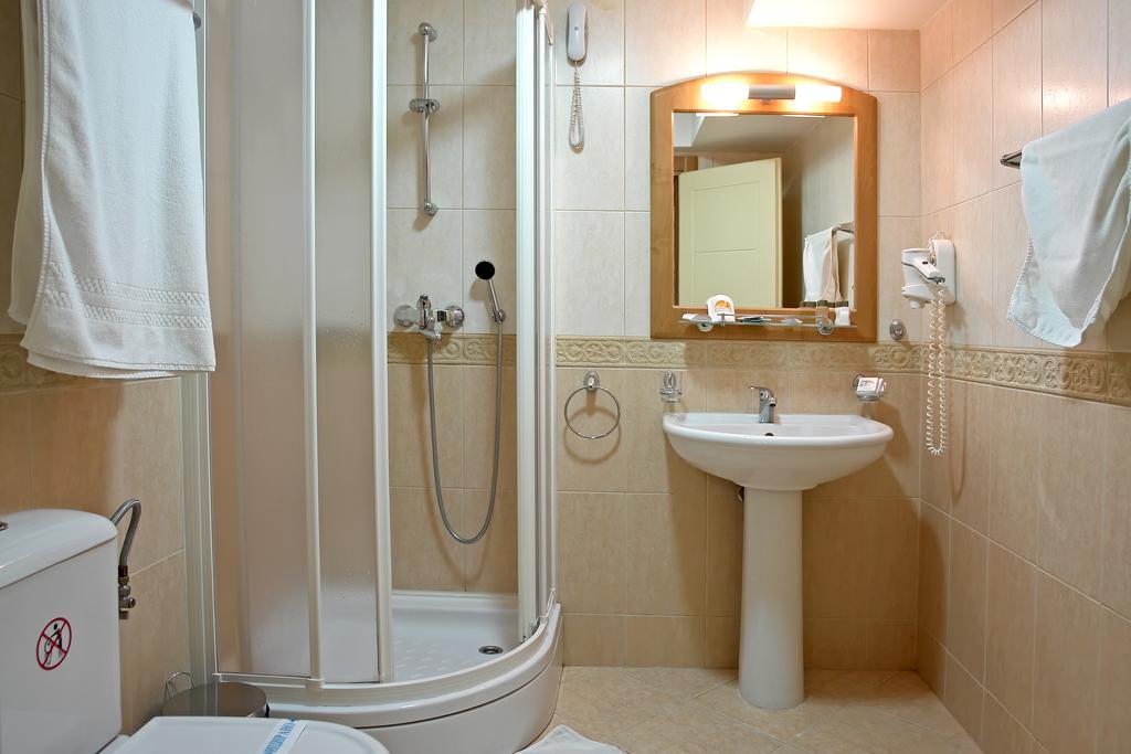 Hotel Flamengo Охрид Экстерьер фото