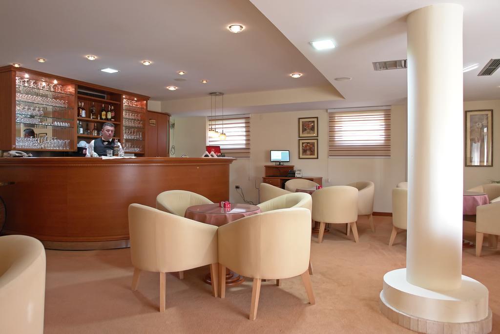 Hotel Flamengo Охрид Экстерьер фото